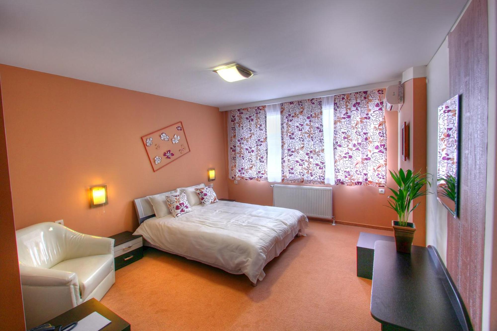 Family Hotel Mania Eski Zağra Dış mekan fotoğraf